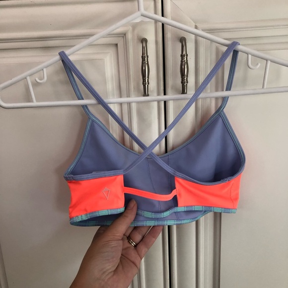 EUC Ivivva by Lululemon girl’s swim top  🍋 - Picture 5 of 9